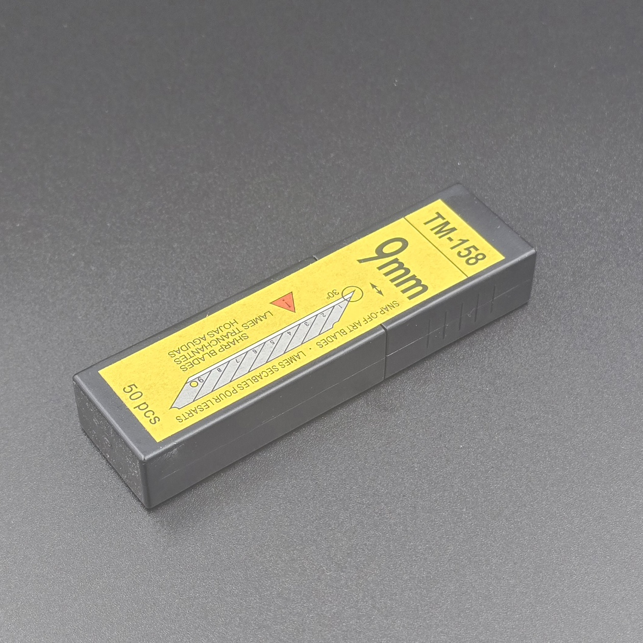Carbon Steel 9mm Snap Off Blades 30* 50Pk
